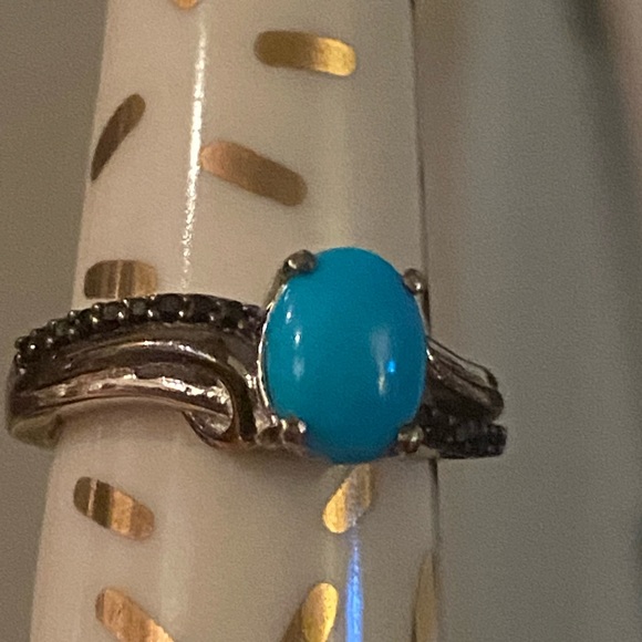 Sleeping beauty turquoise ring with black diamond accents. Size 6 1/2. 925 - Picture 3 of 6